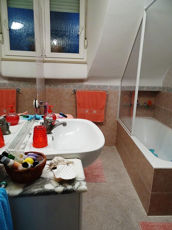 Casa Ilaria - Appartamento In Piazzetta Capri Eksteriør billede